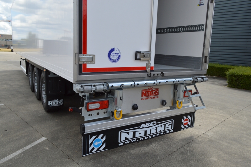 802423-gekolede-oplegger-trailer-noyens.jpg
